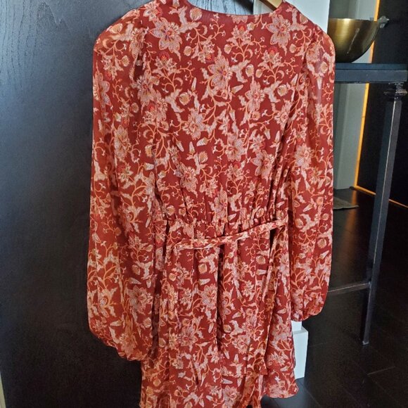 🌸 Boho Wedding Guest Dress - Picture 3 of 3